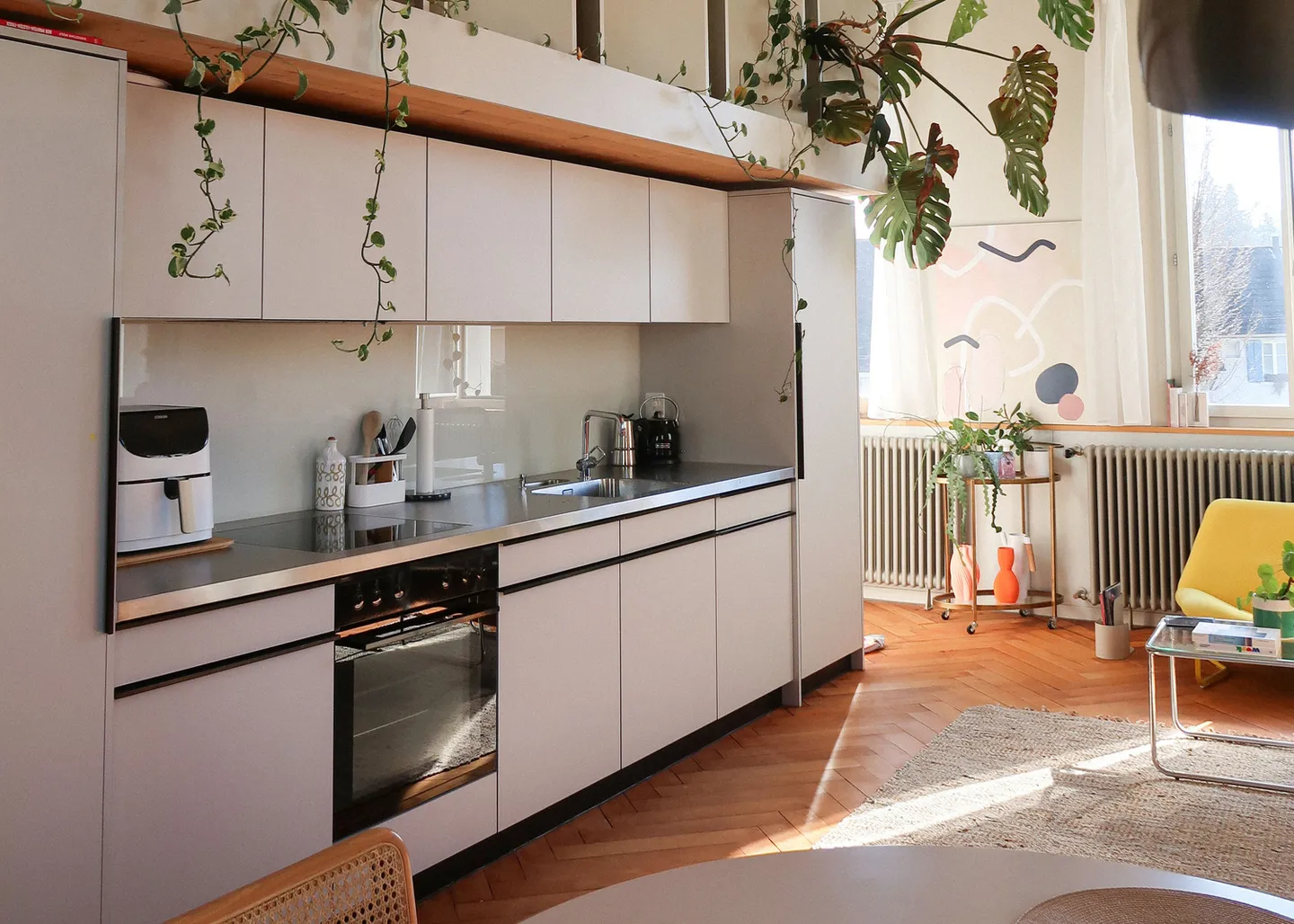 APPARTEMENT 1 PIÈCE À MÖRSCHWIL (SG), MEUBLÉ, TEMPORAIRE - Photo 1 sur 10