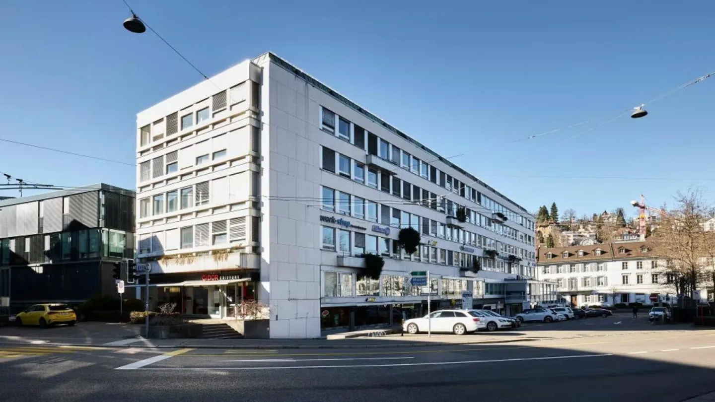 27 m² Bureau / Salle de Pratique au Cœur de St. Gallen - Photo 2 sur 7