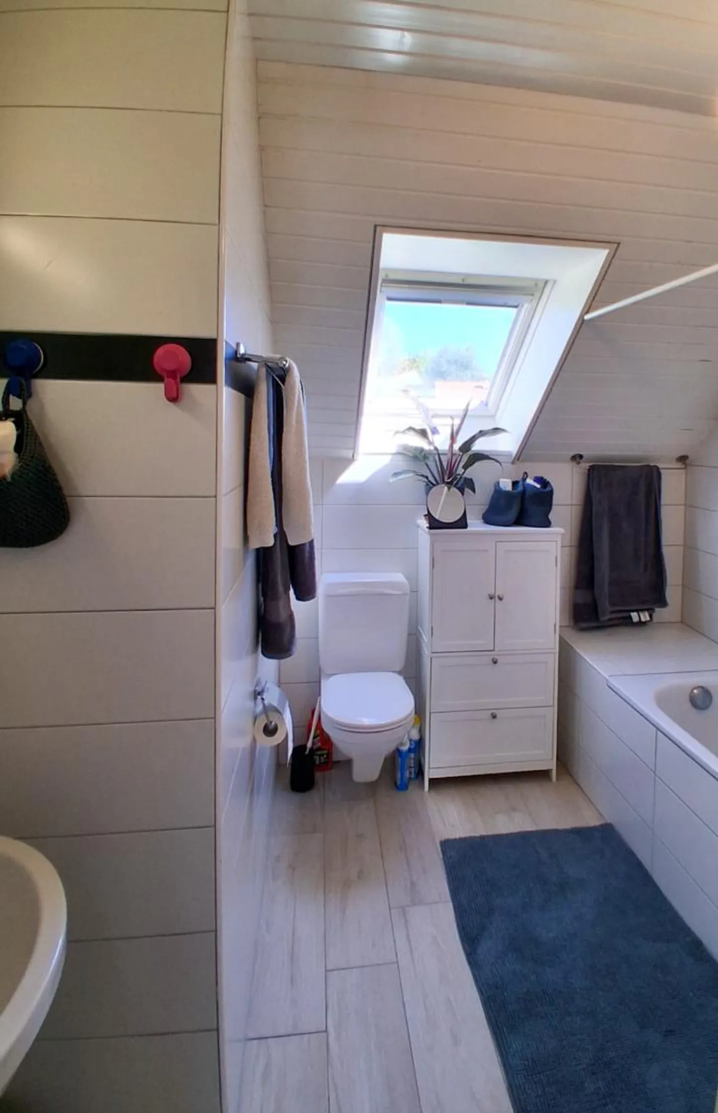 Top Floor 3.5 Rooms - Photo 9 of 11