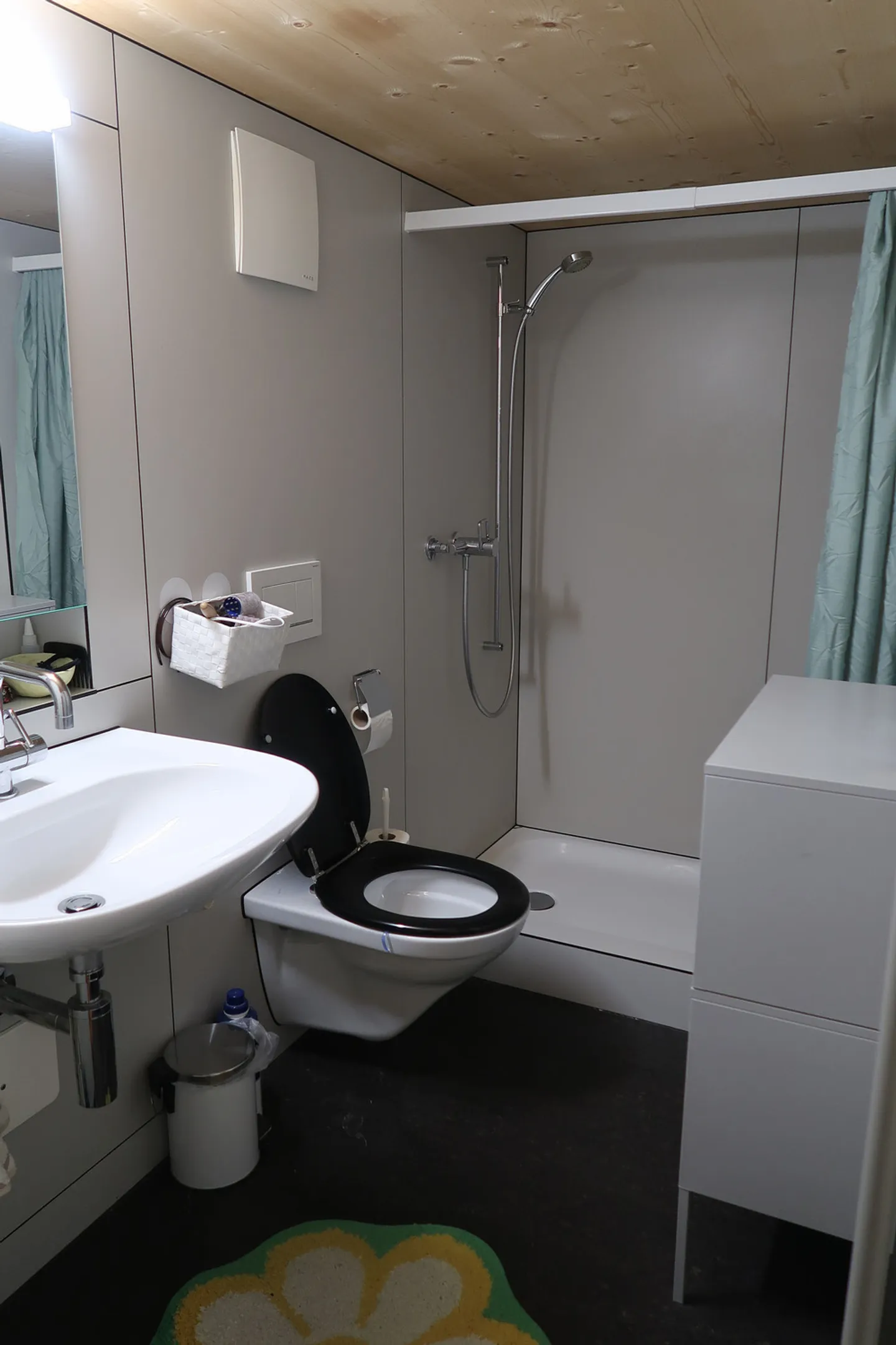 APPARTEMENT 1 PIÈCE À MÖRSCHWIL (SG), MEUBLÉ, TEMPORAIRE - Photo 5 sur 10