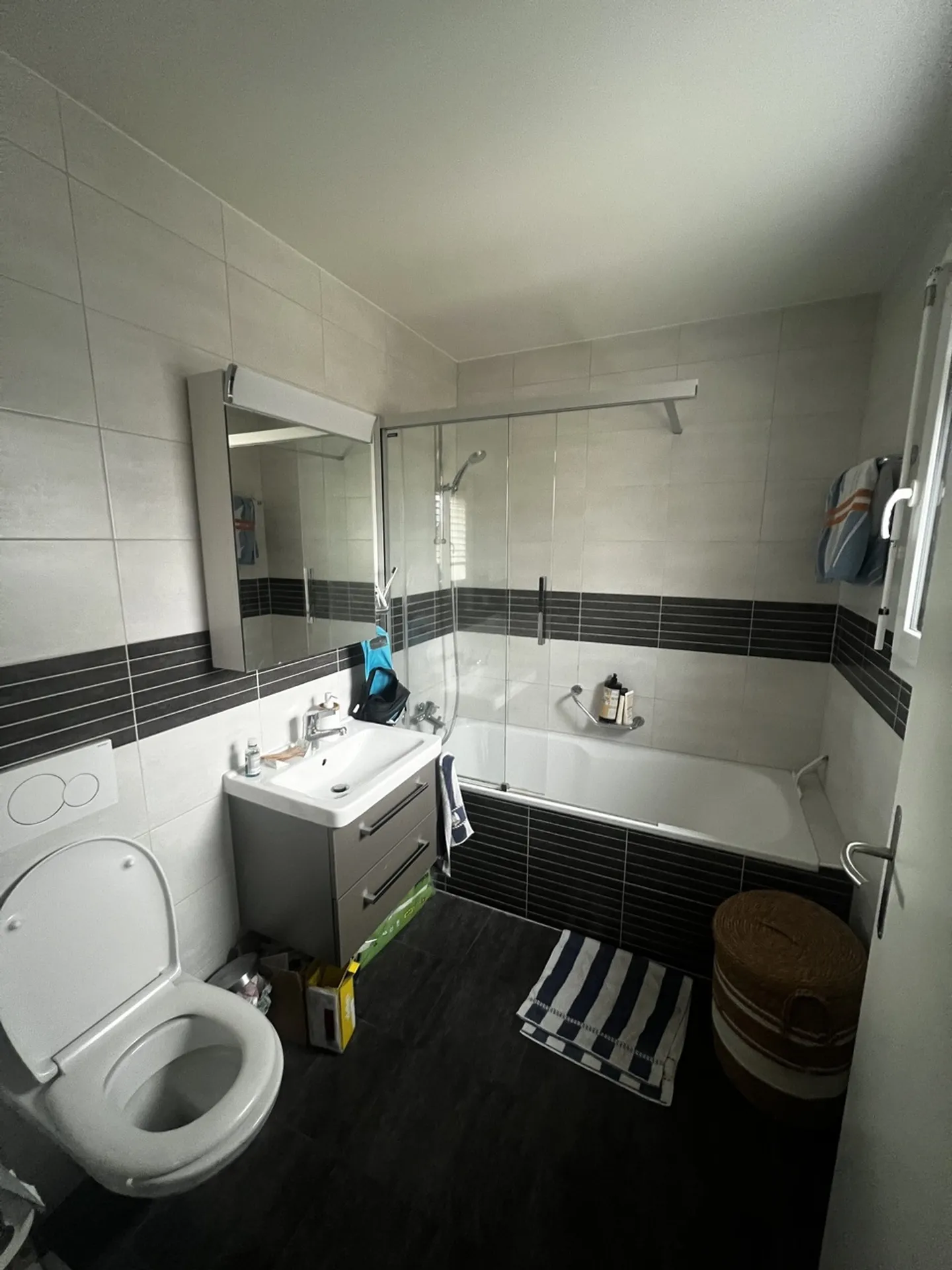 Gland Room - 4.5 rooms - Photo 1 of 10