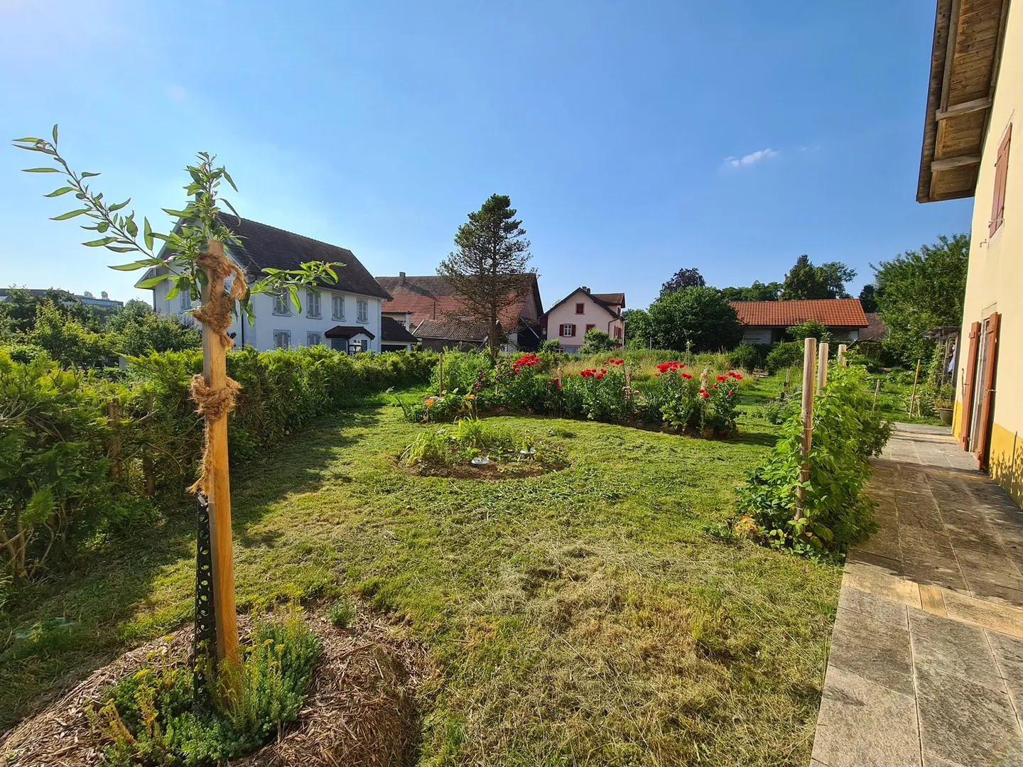 Spacieuse maison avec jardin, garage, grange / Geräumiges Haus mit Garten, Garage, Scheune - Photo 6 of 47