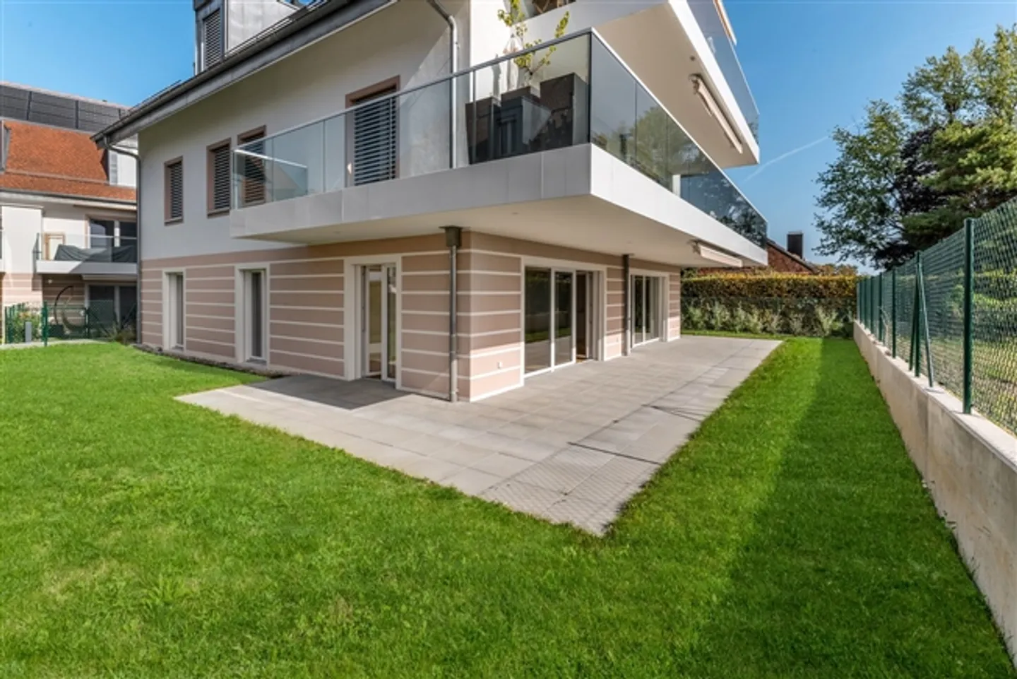 Nouvel appartement au cœur des vignobles, terrasse et jardin avec vue - Photo 2 sur 10
