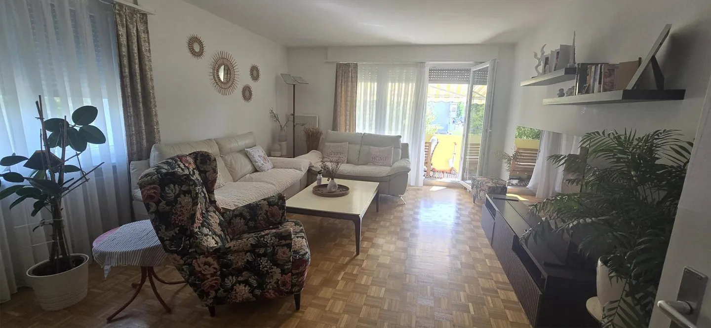 Appartamento moderno e spazioso di 4,5 stanze - Foto 1 di 4