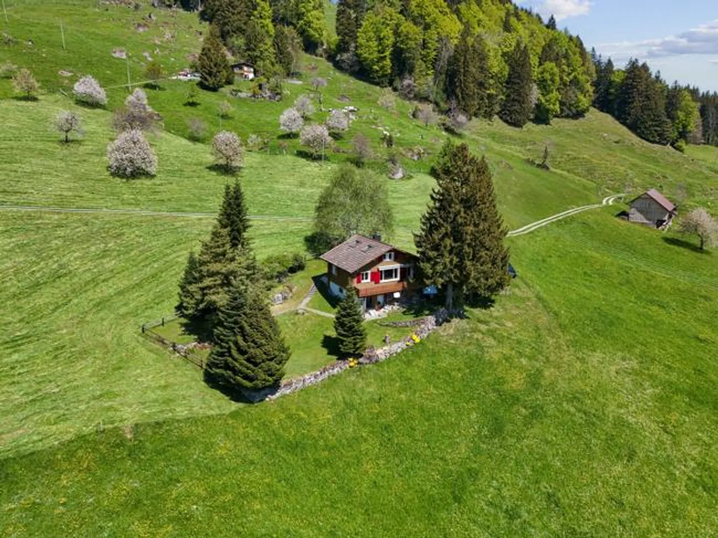Gioiello in una posizione unica - Foto 3 di 17