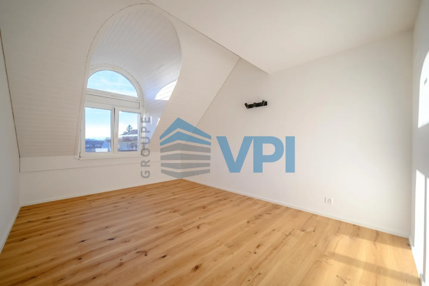 Appartamento in vendita - Foto 4 di 11