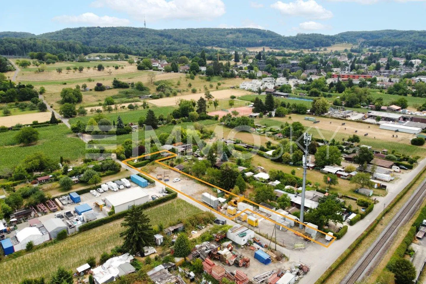 Baugrundstück - Foto 1 von 5