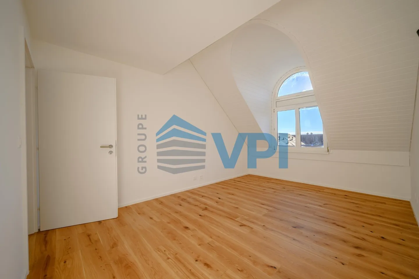 Appartamento in vendita - Foto 5 di 11