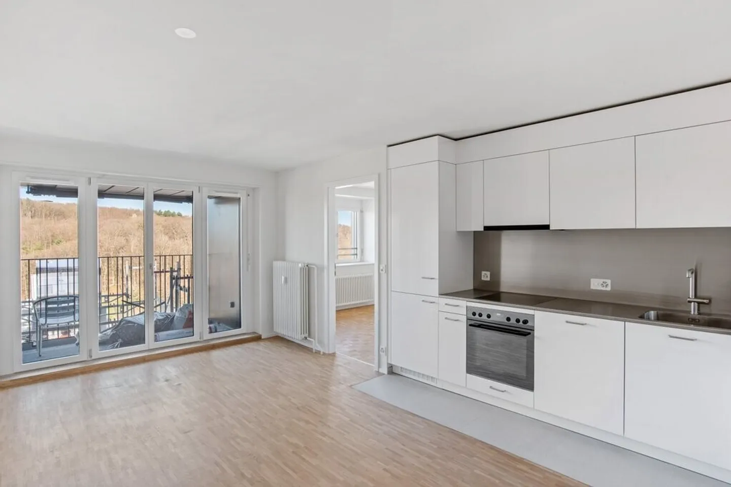 Appartement neuf de 2.5 pièces avec balcon - Photo 2 sur 8