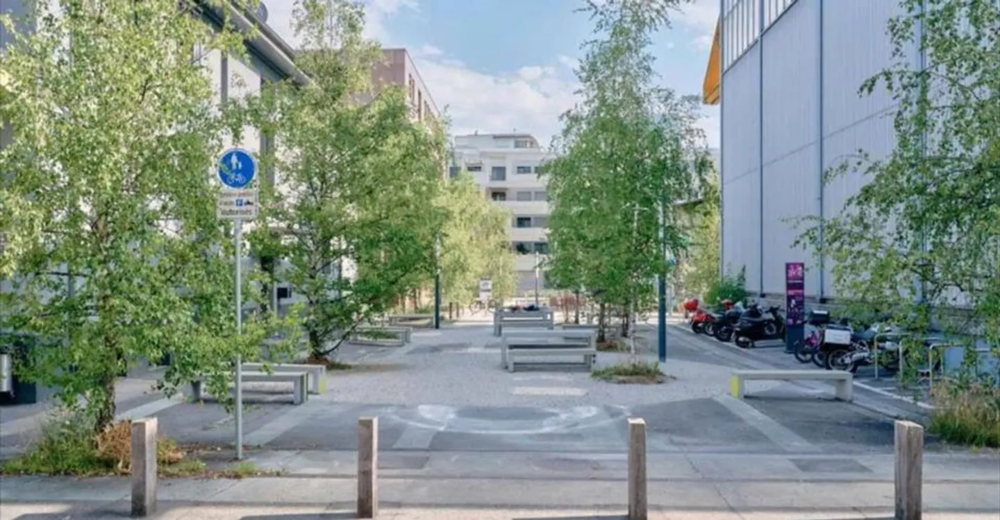 Mischgenutztes Gebäude mieten - Foto 2 von 10