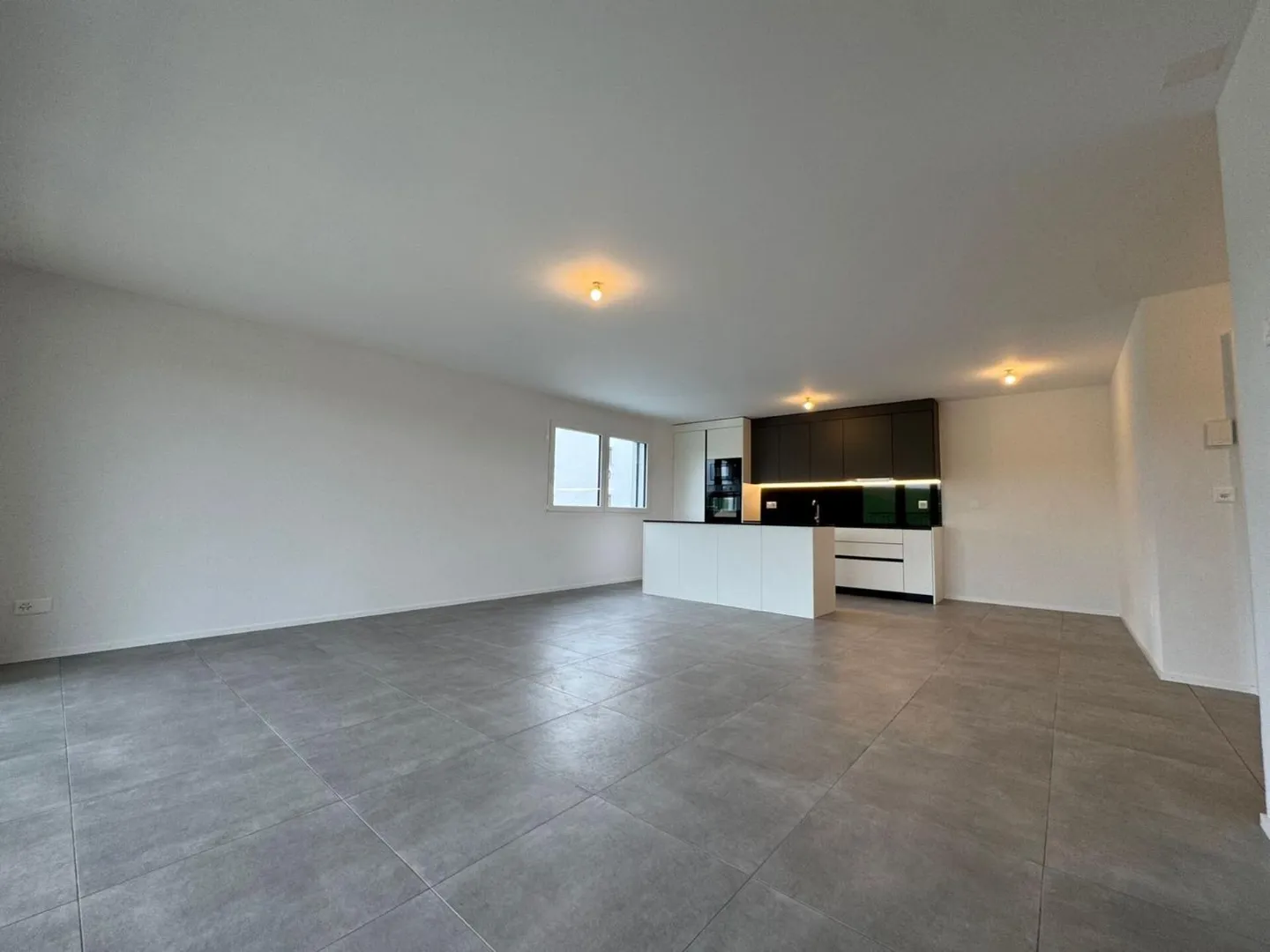 Modernes Erdgeschoss-Apartment - Foto 3 von 9