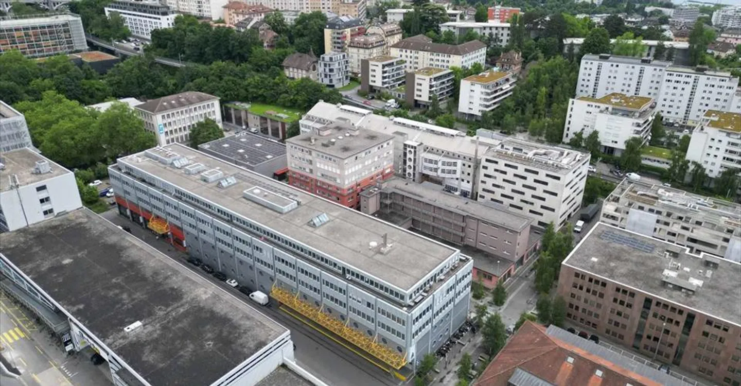 Mischgenutztes Gebäude mieten - Foto 6 von 10