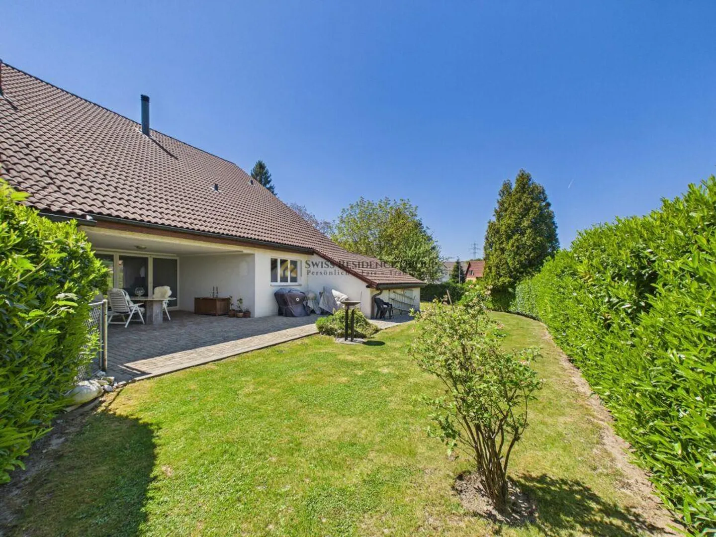 Geräumiges Familienhaus mit Garten - Foto 1 von 20