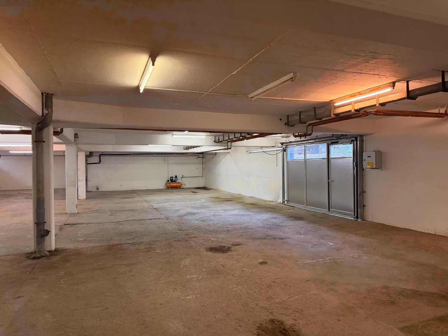 Espace commercial à Neftenbach - Photo 8 sur 11