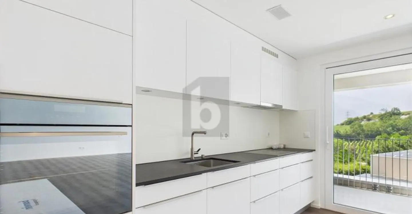 Modern Apartment in Quiet Area - Photo 1 of 5