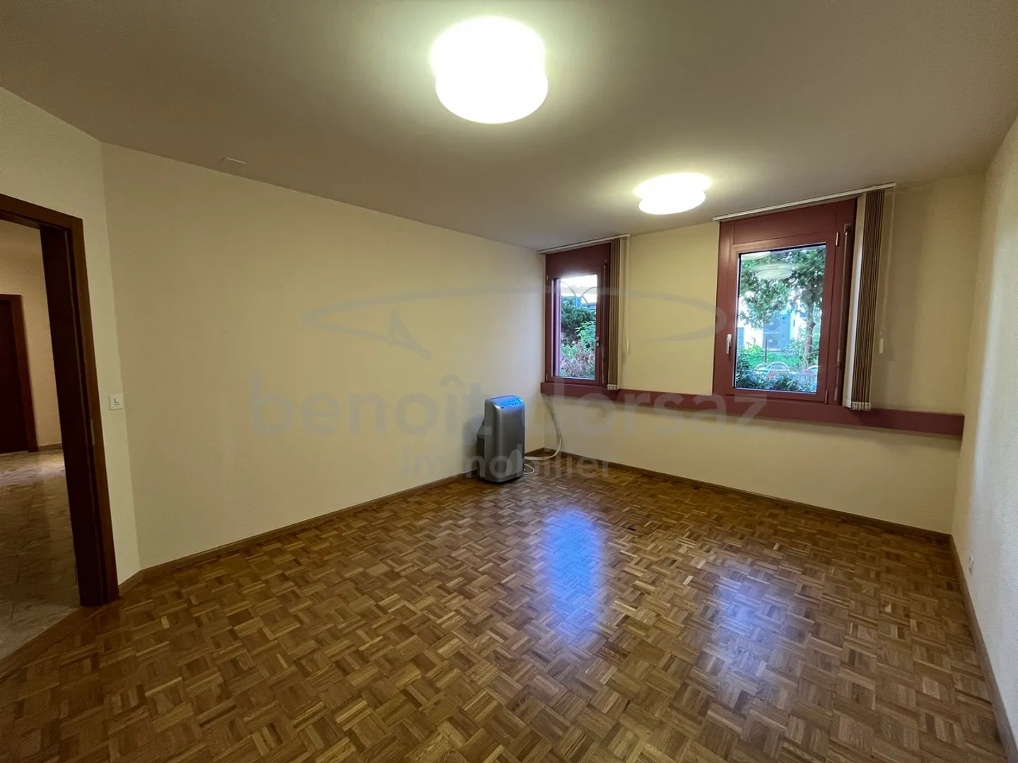 Büro 4.5 Zimmer - Foto 4 von 8