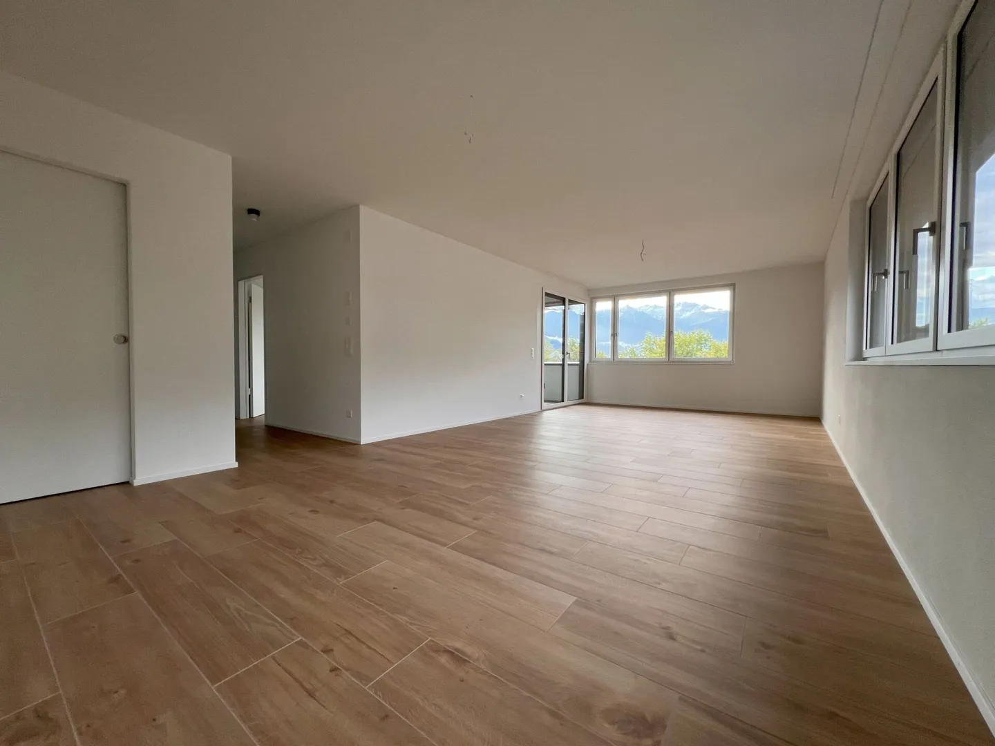 3.5 Room Apartment in Prime Location in the Center of Buchs - Photo 3 of 7