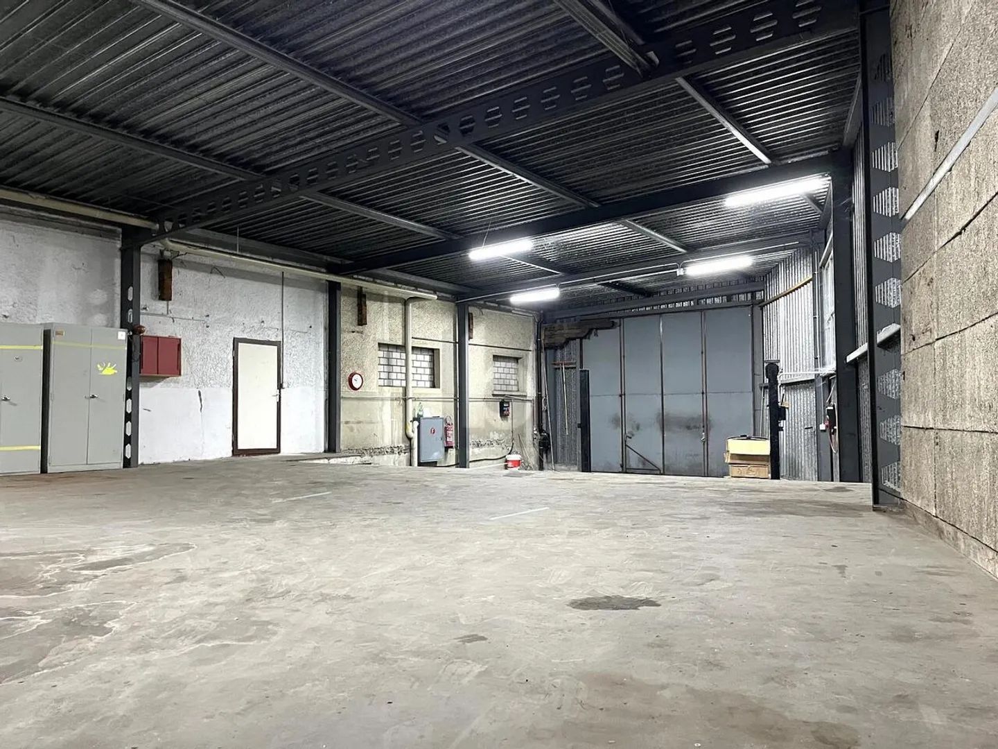 Spacious Storage Space in Etzgen - Photo 2 of 6