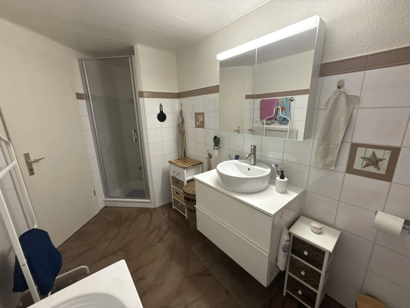 Exclusive Ground-Floor Apartment - Photo 9 of 13