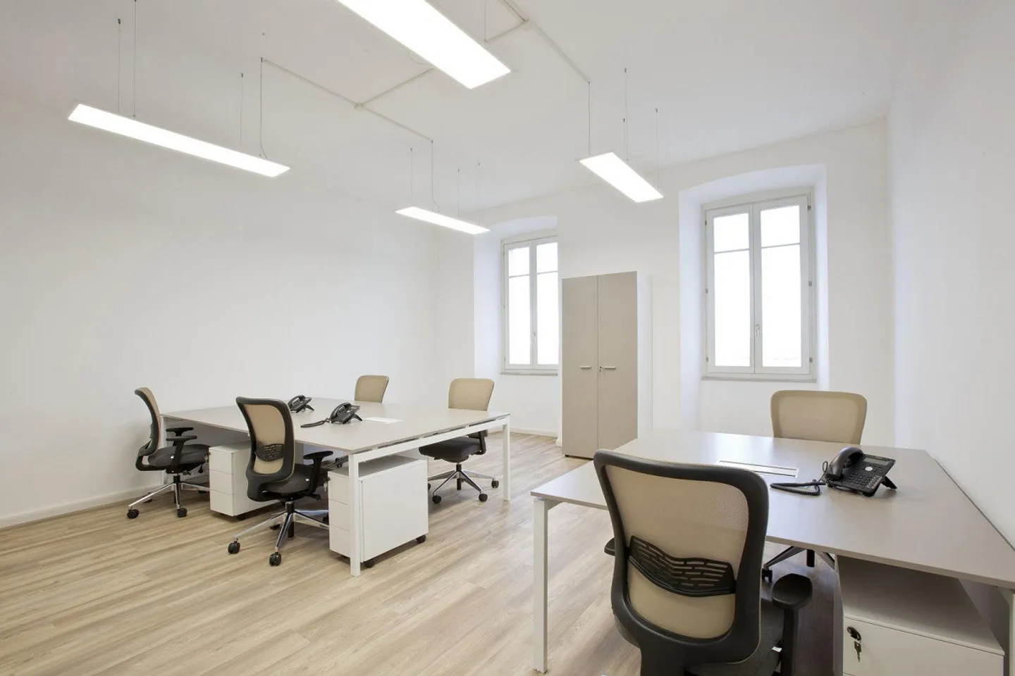 Private office space for 15 in Regus Stücki Village - Photo 1 of 8
