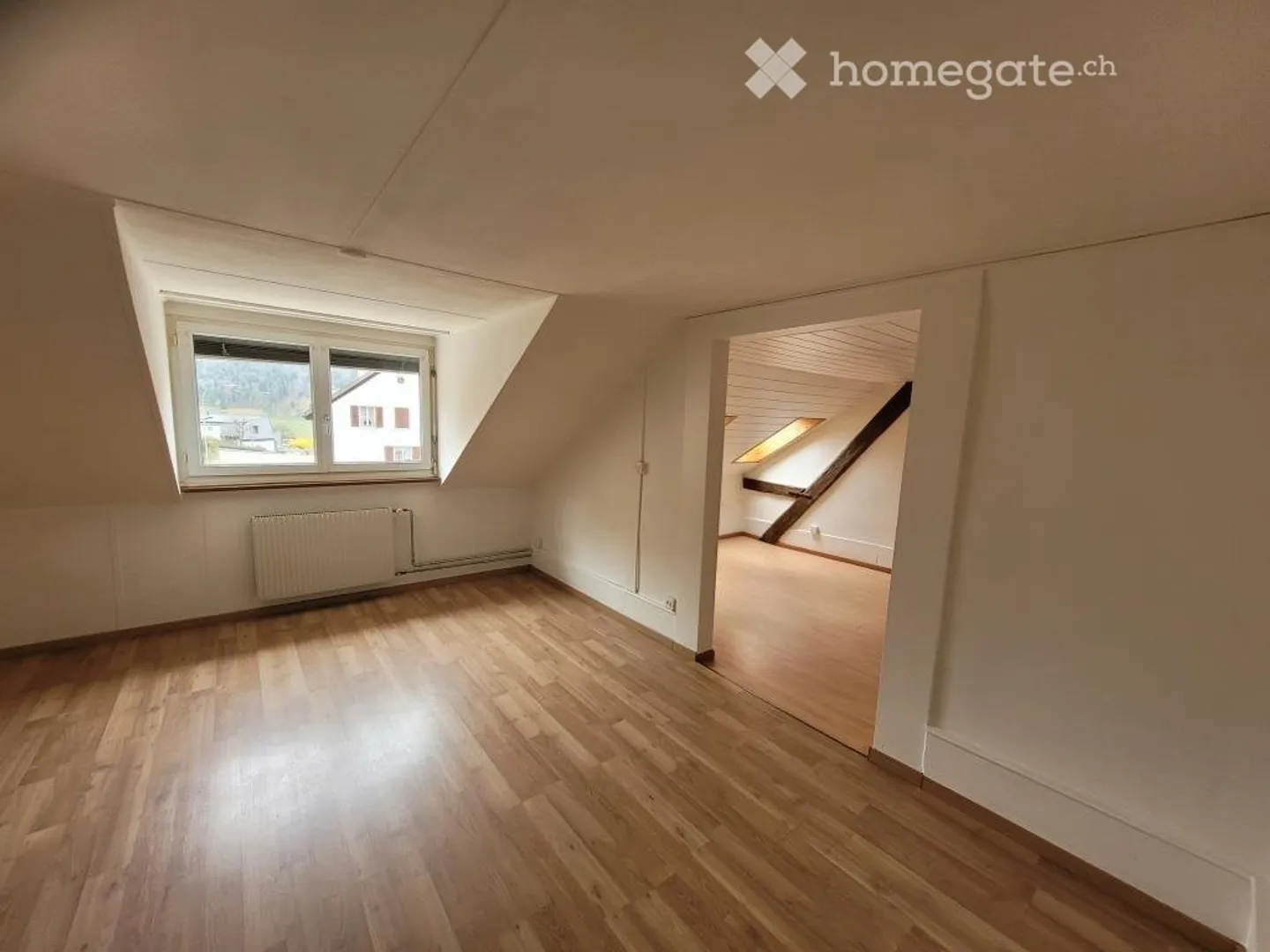 Affitto Bel appartamento Mansardé di 5,5 locali. - Foto 1 di 5