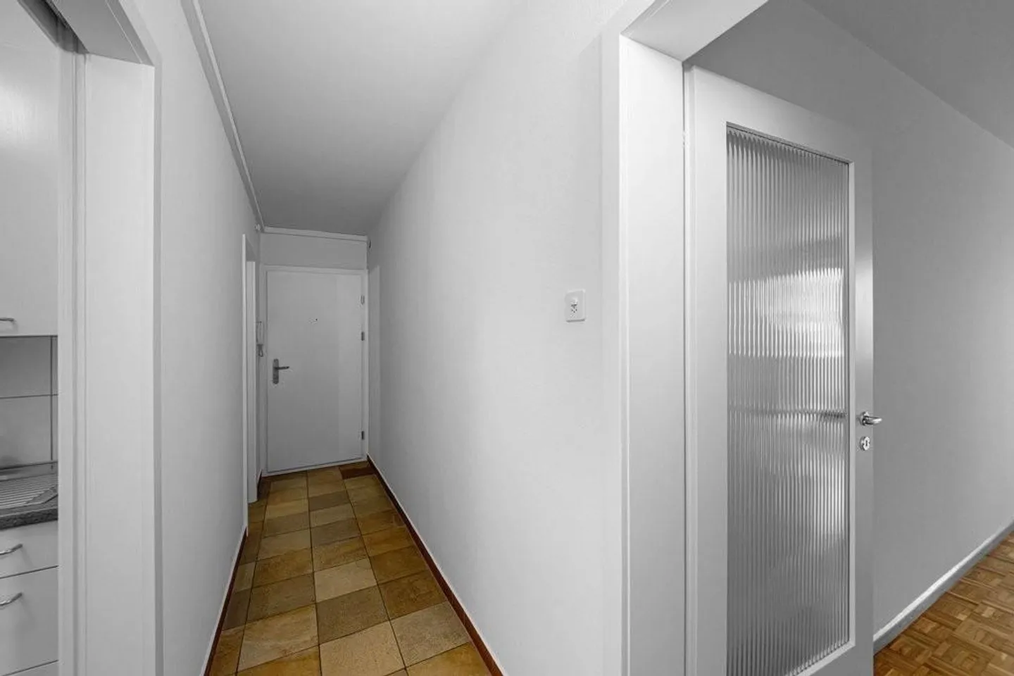 Cozy apartment near SBB train station - Photo 2 of 5