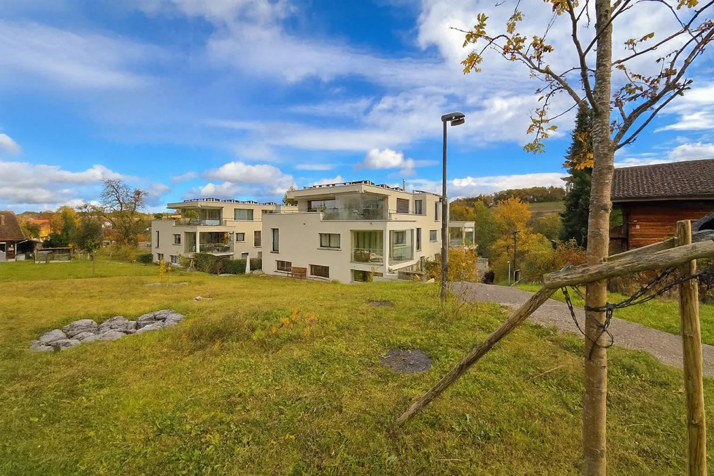 Close to the city & connected to nature - Photo 17 of 19