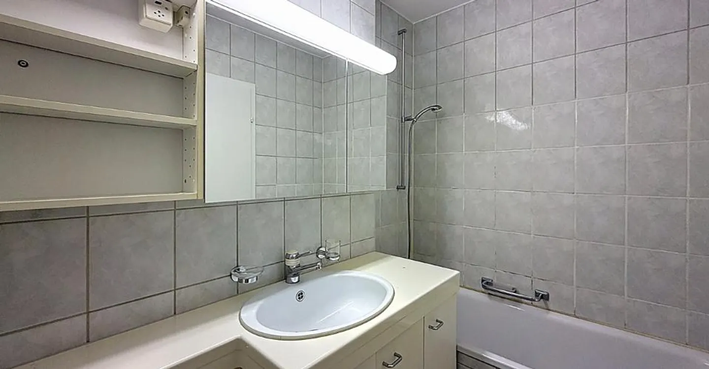Appartement Charmant avec Balcon - Photo 4 sur 7