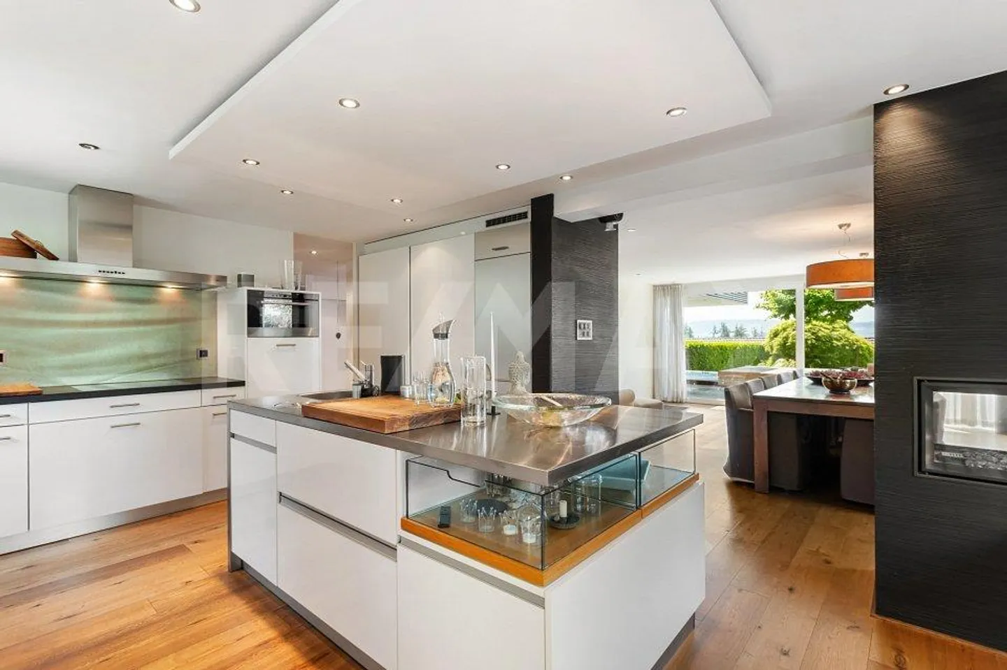 Exclusive Living with Wellness Oasis and Säntis Panorama - Photo 8 of 13