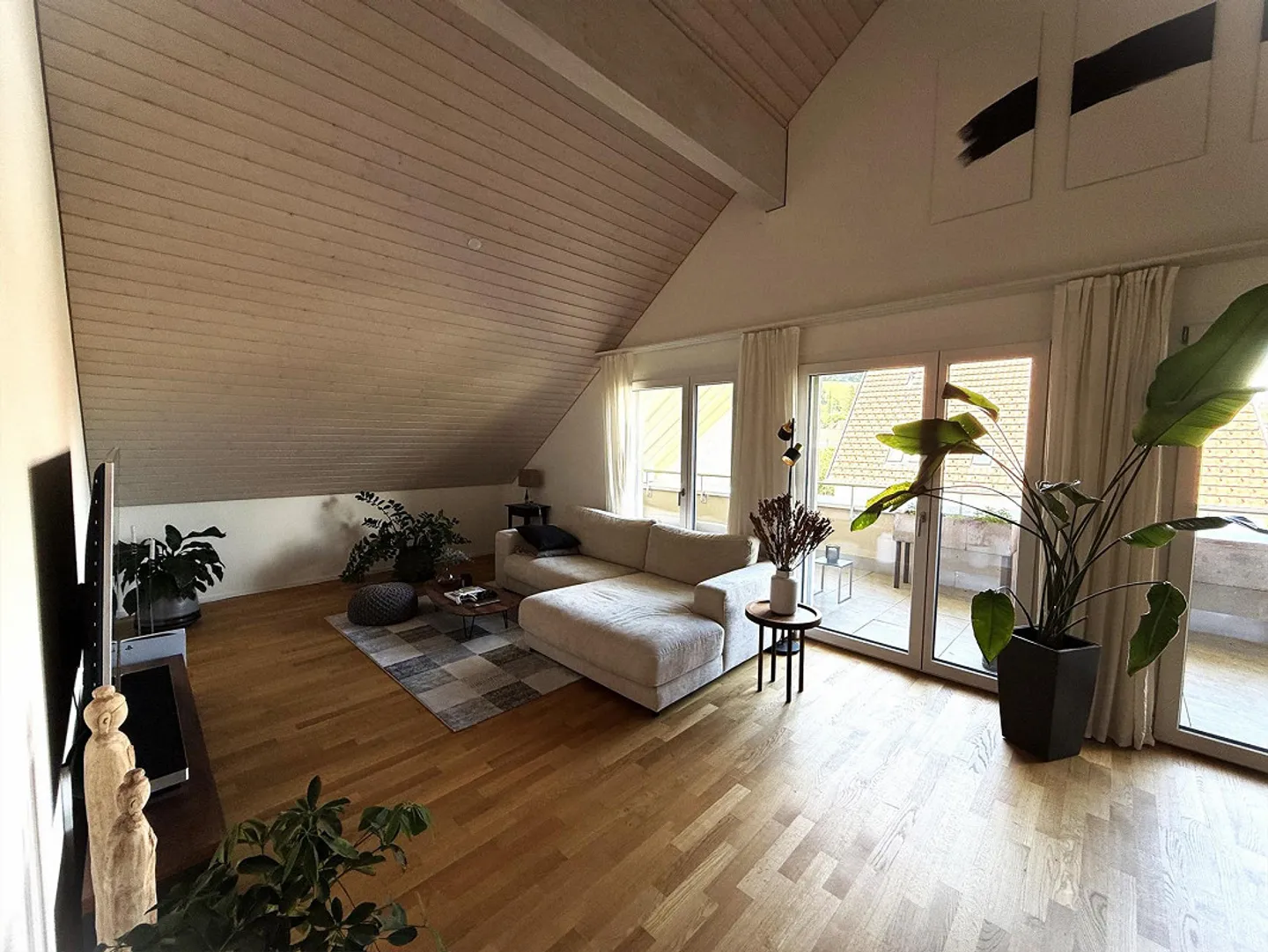 Charmante 2½-Zimmer-Penthouse - Foto 3 von 5