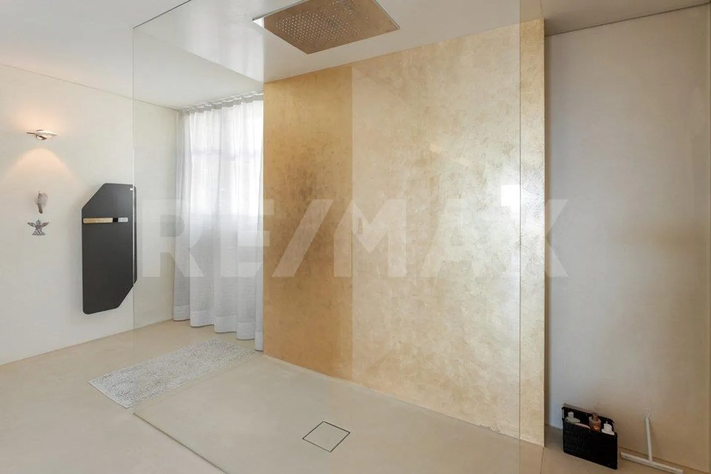 Exclusive Living with Wellness Oasis and Säntis Panorama - Photo 10 of 13