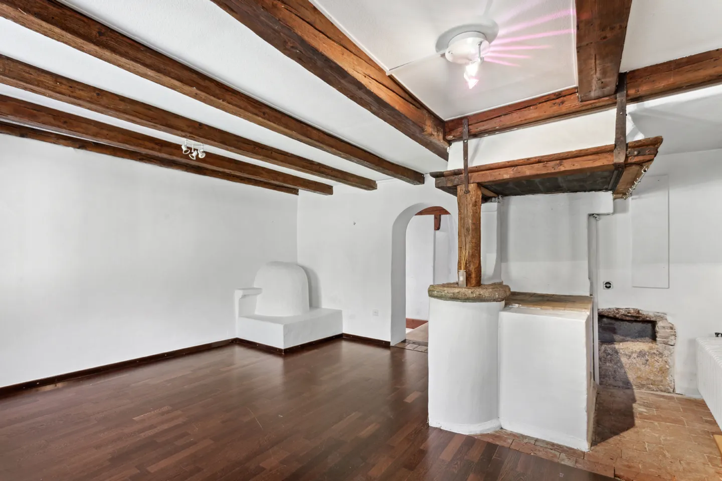 Former art gallery transformed into a spectacular and unique house - Photo 11 of 18