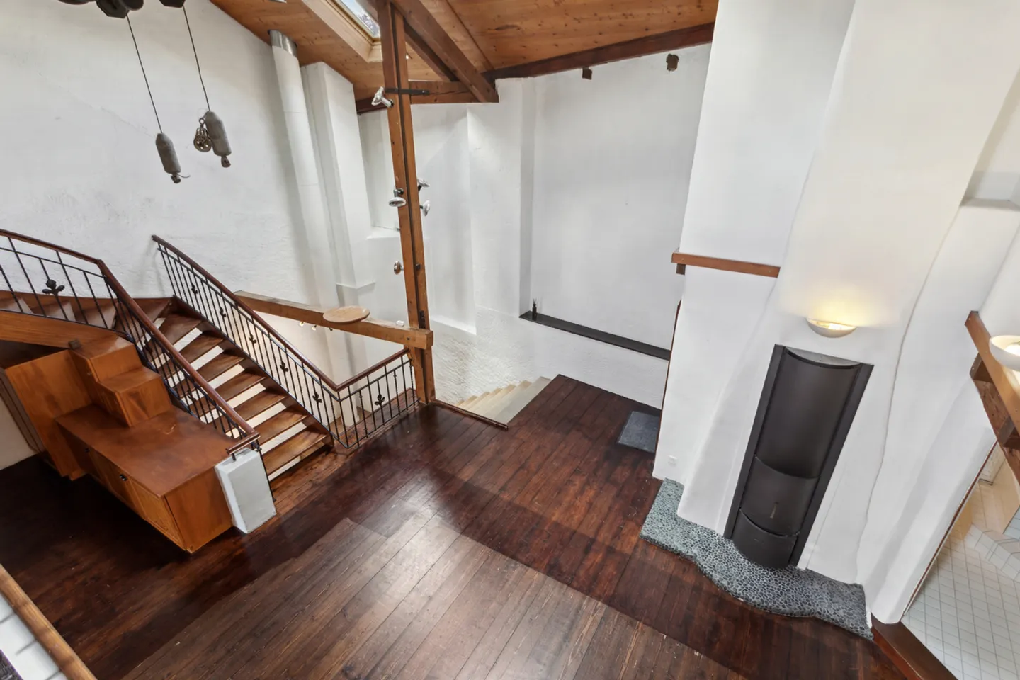 Former art gallery transformed into a spectacular and unique house - Photo 16 of 18