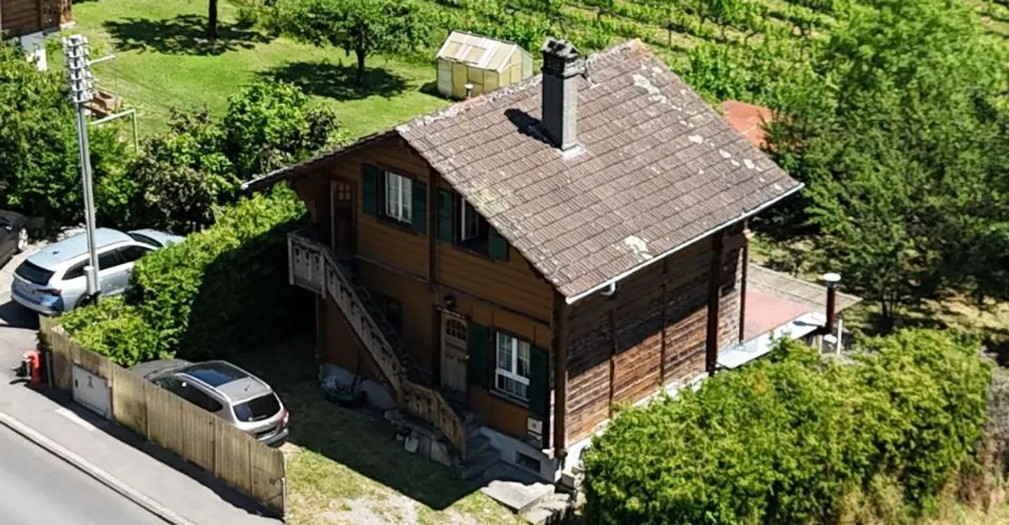 Schönes Chalet mit 4-5 Zimmern und Blick auf den See und die Dents-du-Midi - Foto 1 von 11