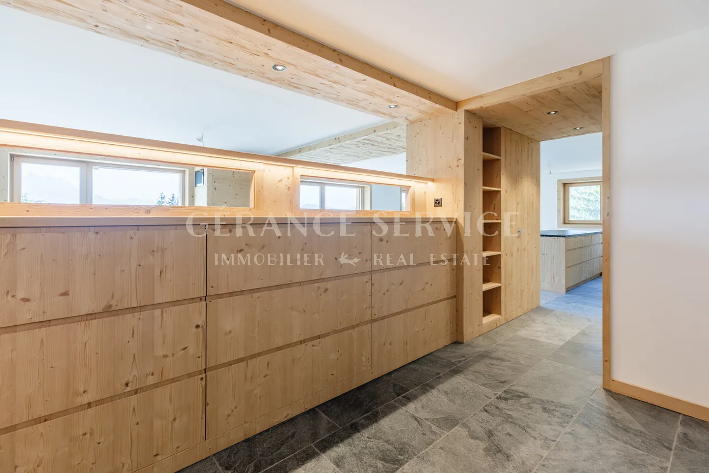 Athena - duplex with garden - Photo 3 of 13