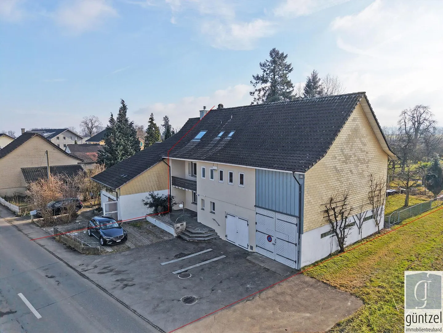 Spazio per idee - Casa unifamiliare al confine rurale del villaggio - Foto 2 di 13