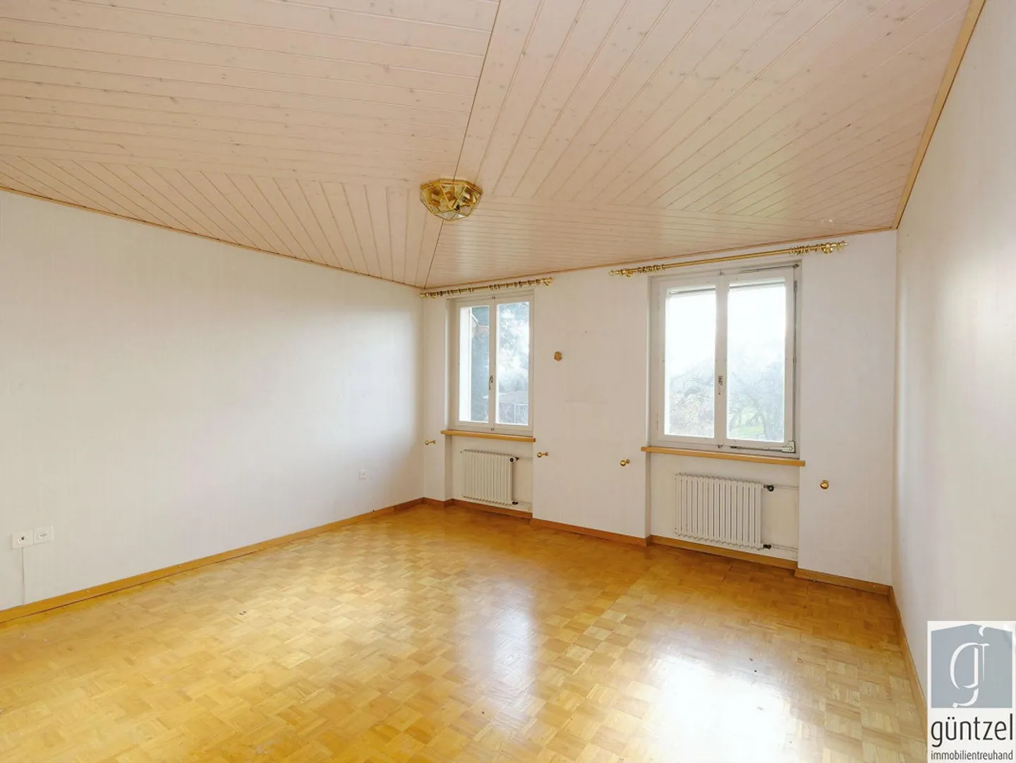 Spazio per idee - Casa unifamiliare al confine rurale del villaggio - Foto 8 di 13