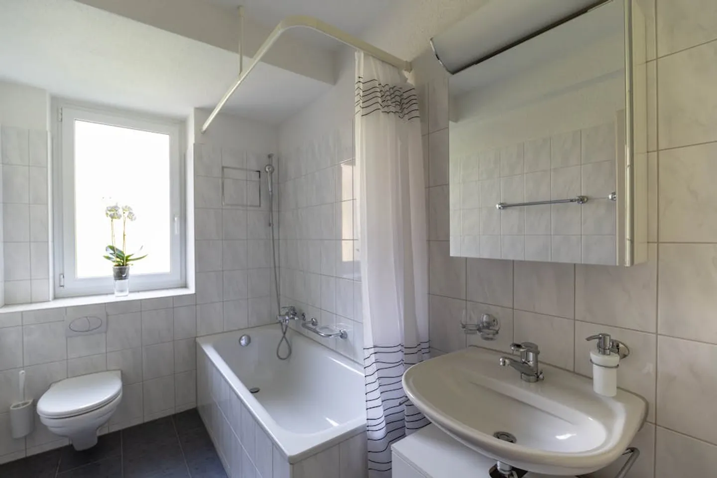 Wohnung mieten - Foto 3 von 10