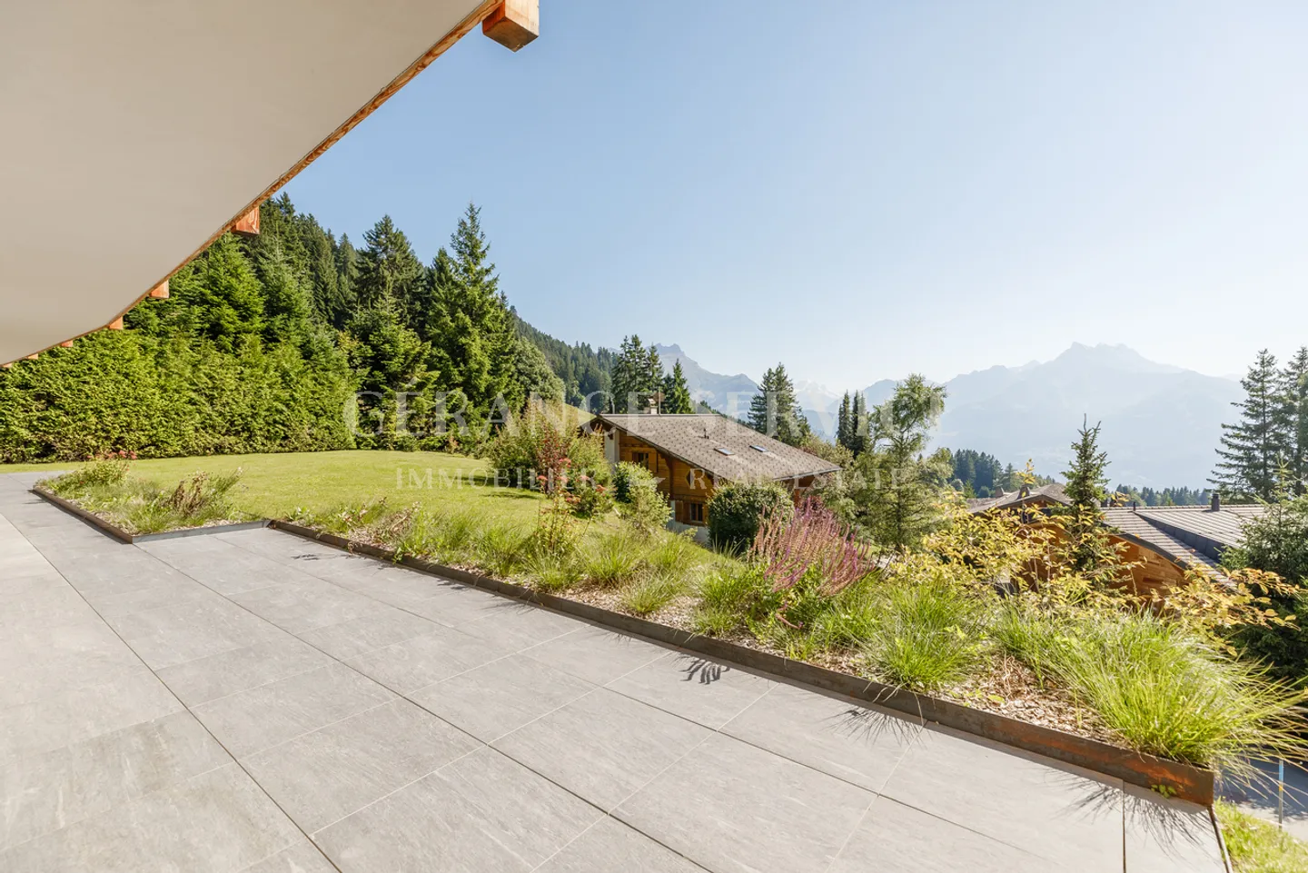 Athena - duplex with garden - Photo 13 of 13