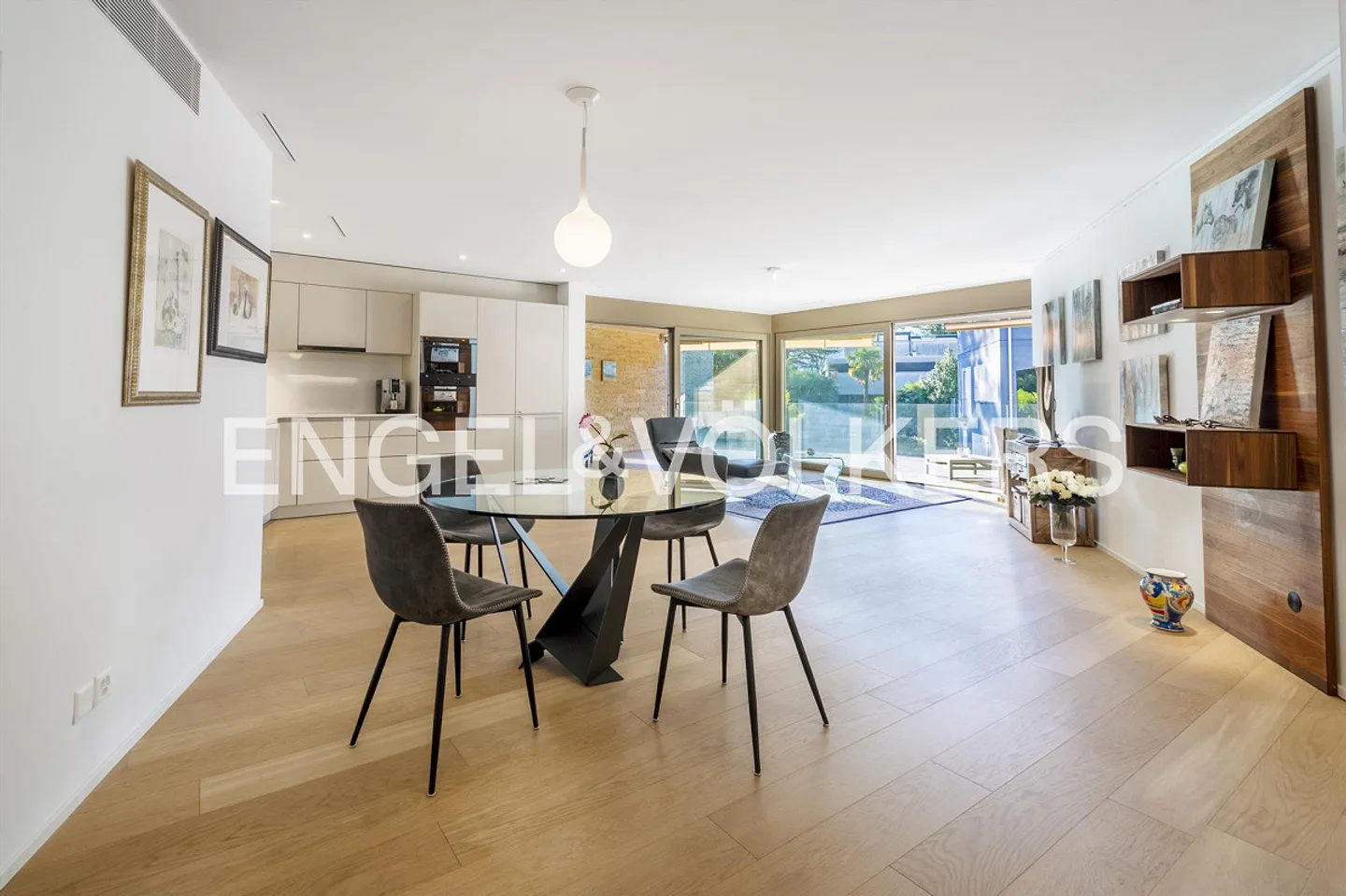 Moderno appartamento 2.5 locali in ottima posizione (47) - Foto 3 di 13