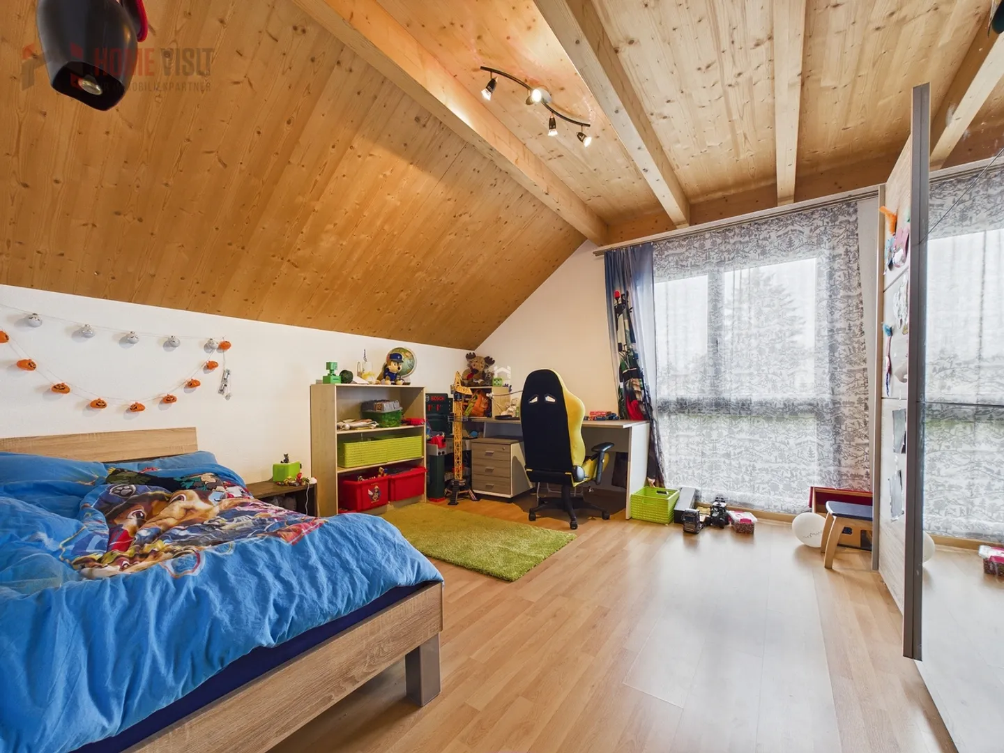 Affascinante Casa Indipendente in una Posizione Tranquilla e Familiare - Foto 12 di 20