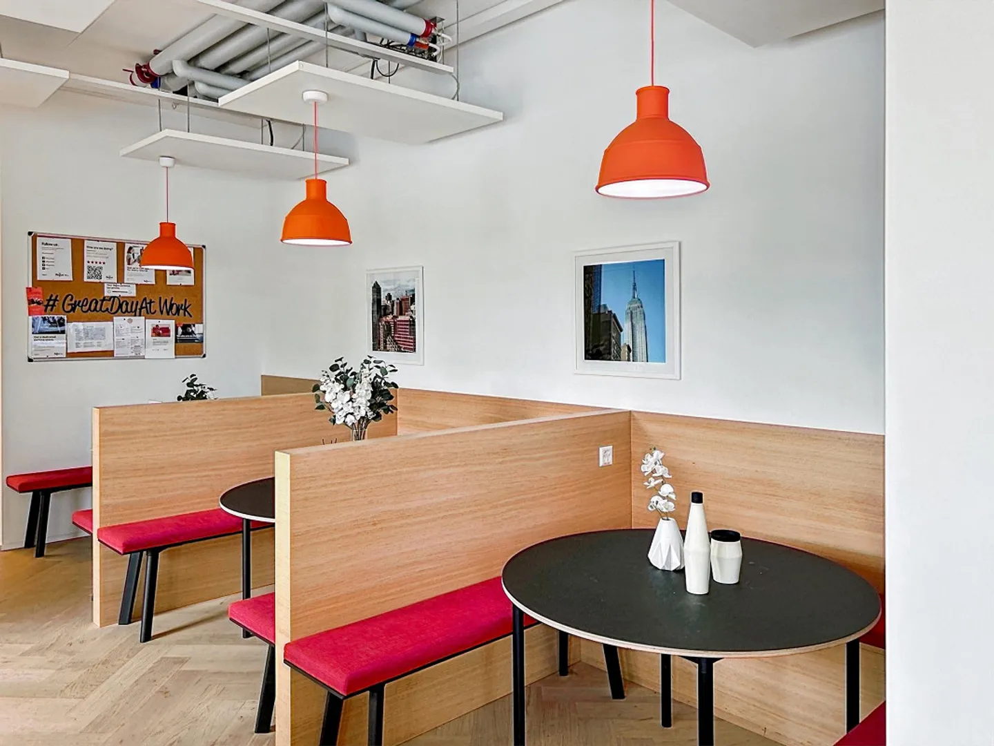 Spazio ufficio privato per 4 persone presso Regus Airport - Foto 8 di 15