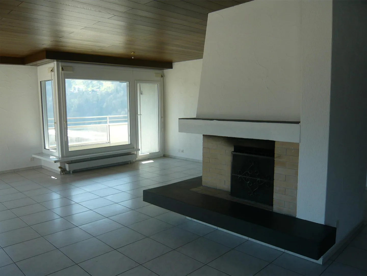grande appartamento di 5 1/2 stanze al 16° piano con bella vista - Foto 4 di 13