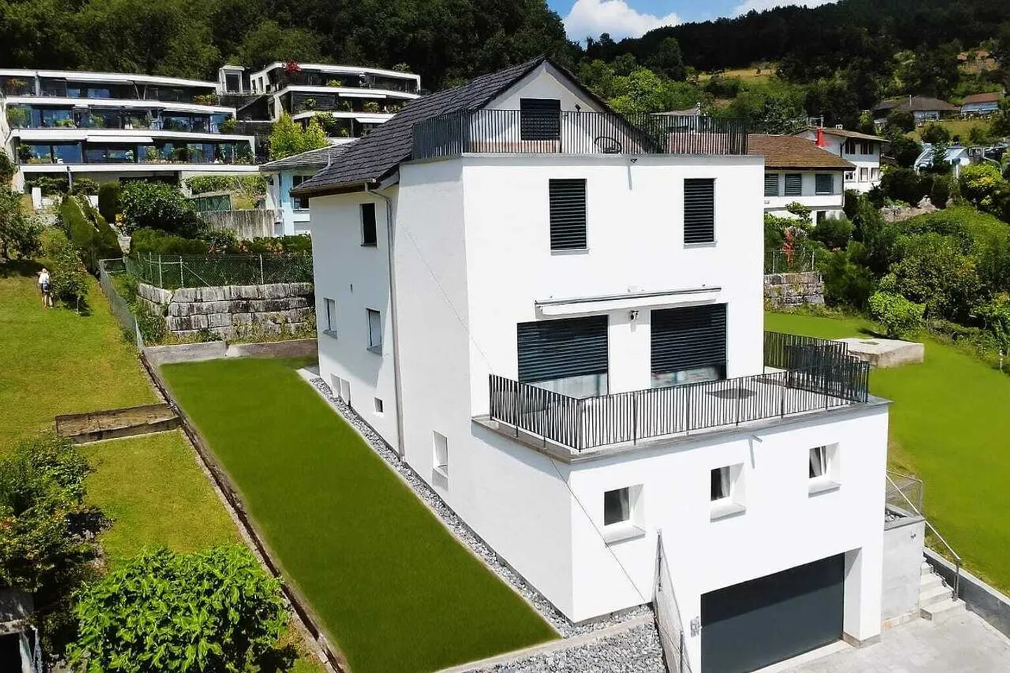 La tua casa con vista: moderna casa unifamiliare di 6,5 stanze a Gränichen - Foto 3 di 13