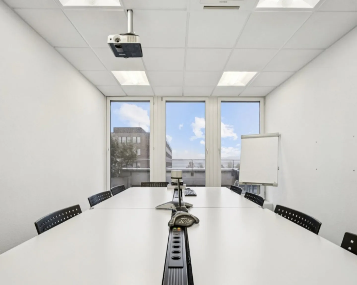 «Ihr neuer Arbeitsplatz mit schöner Aussicht» - Foto 1 von 8