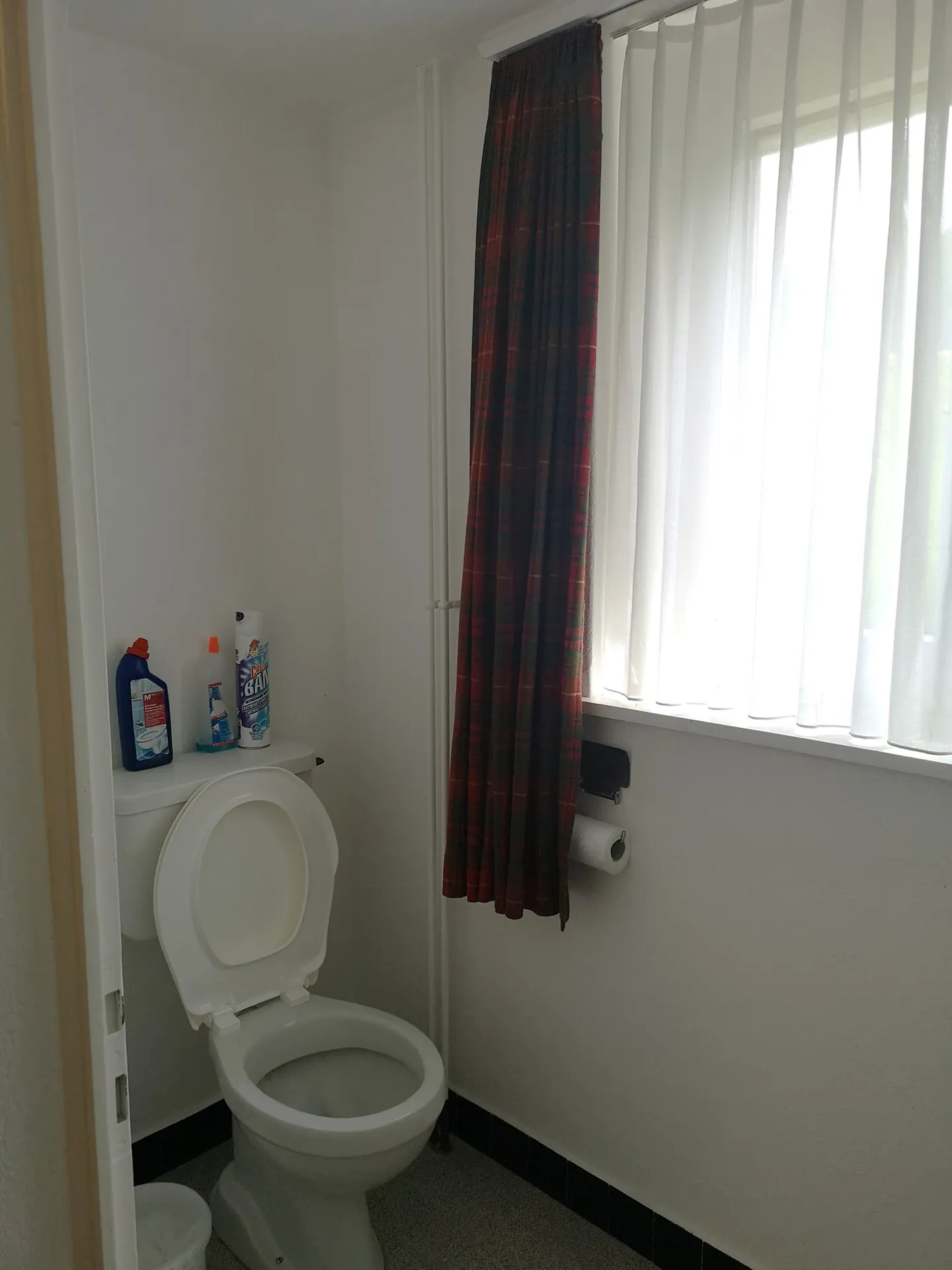 Two houses to renovate partly on a plot of 3253m2, with garage/workshop - Photo 27 of 45