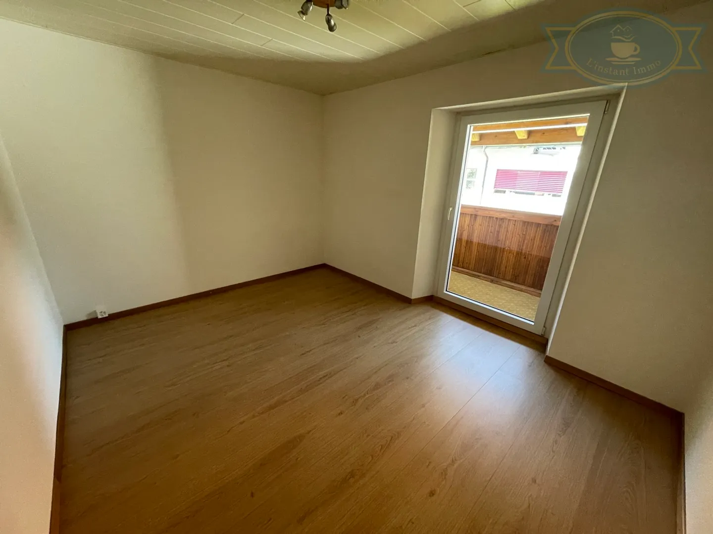 Casa a schiera completamente ristrutturata ad Alle - Foto 6 di 7