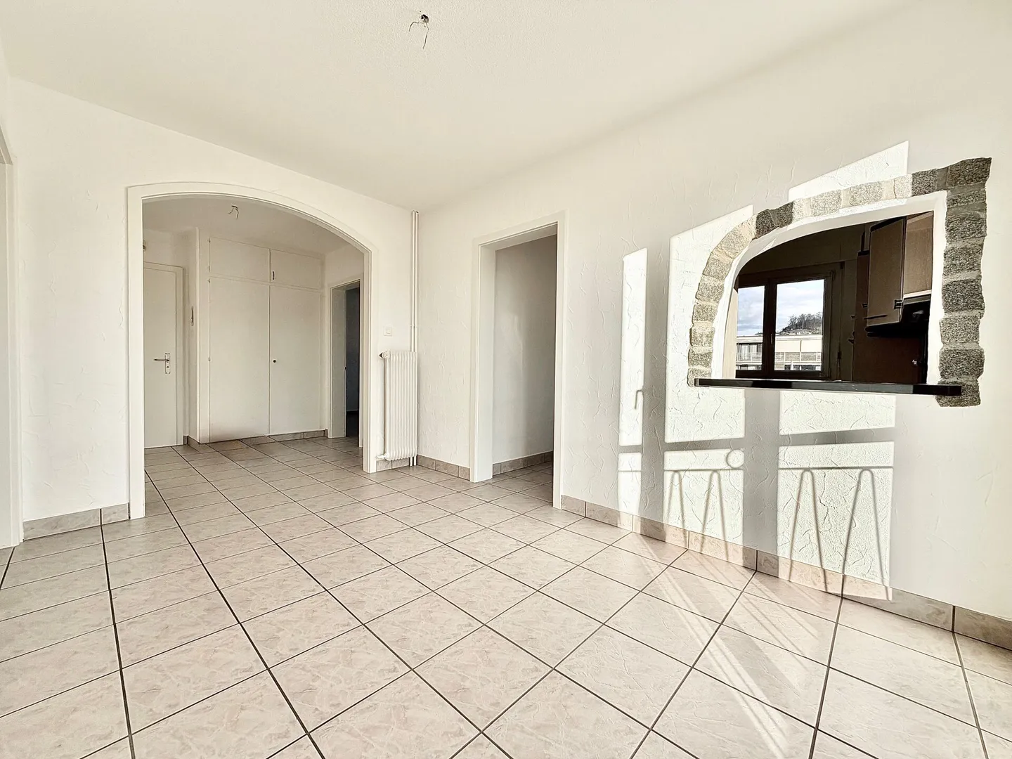 Helle 3,5-Zimmer-Wohnung mit 2 Parkplätzen - Foto 1 von 10