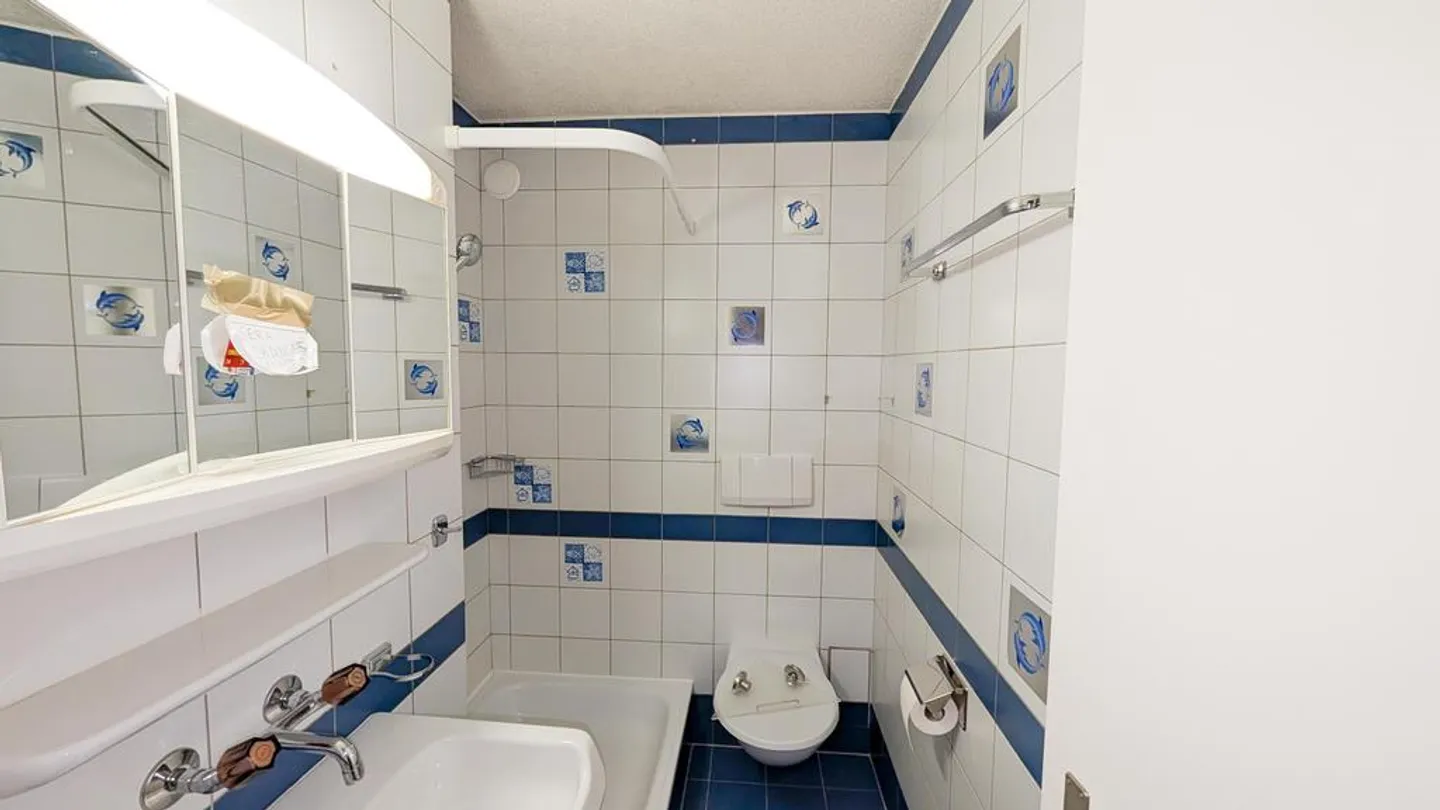 3,5 Zimmer, 81m2, 1. Stock, teilweiser Seeblick, hauts de Pully, 5 Minuten Autobahn - Foto 9 von 11