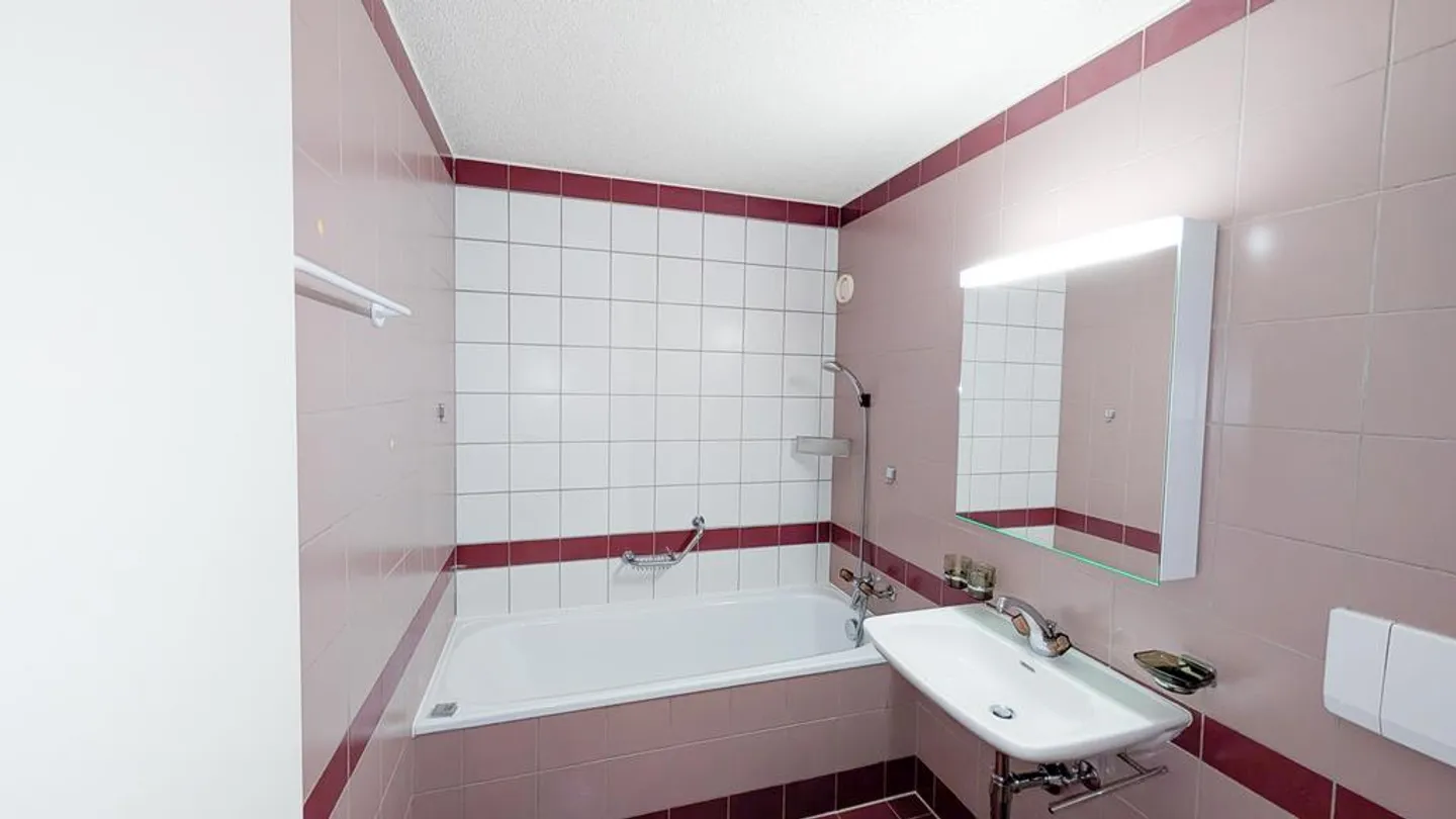 3,5 Zimmer, 81m2, 1. Stock, teilweiser Seeblick, hauts de Pully, 5 Minuten Autobahn - Foto 10 von 11